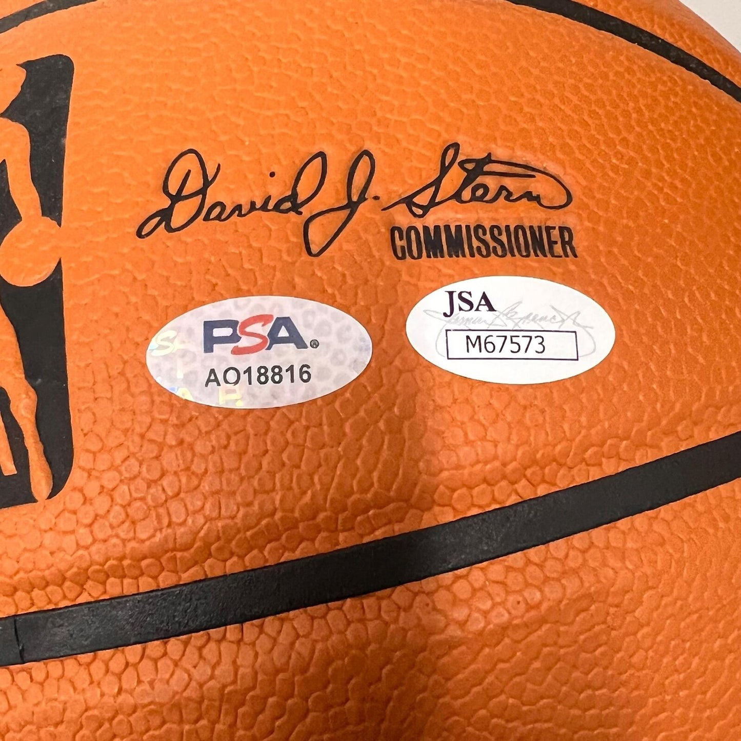 Klay Thompson signed basketball PSA/DNA Warriors autographed