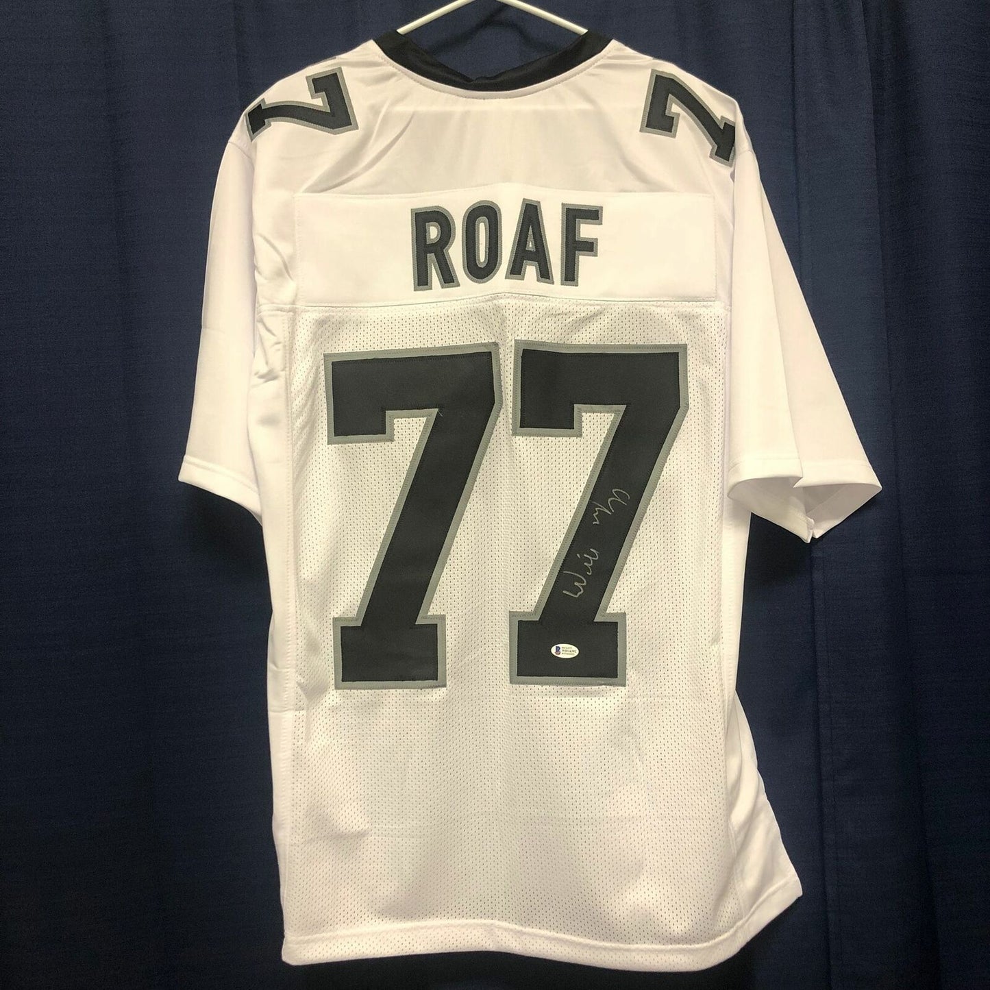 Willie Roaf signed jersey BAS Beckett New Orleans Saints Autographed