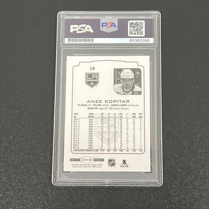 2022-23 O Pee Chee #19 Anze Kopitar Signed Card AUTO PSA/DNA slabbed Kings