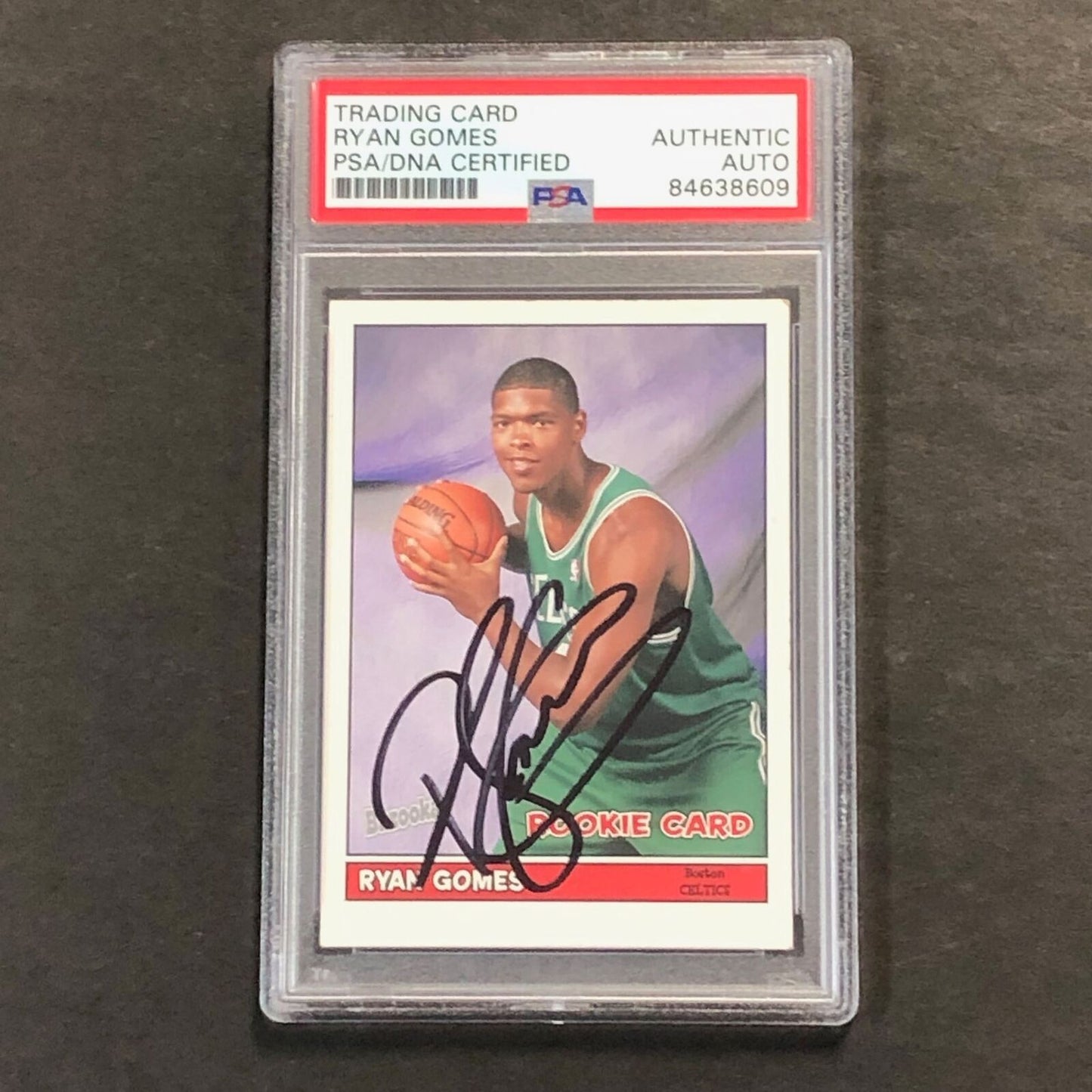 2005-06 Bazooka Basketball #171 Ryan Gomes Signed Rookie Card AUTO PSA Slabbed R
