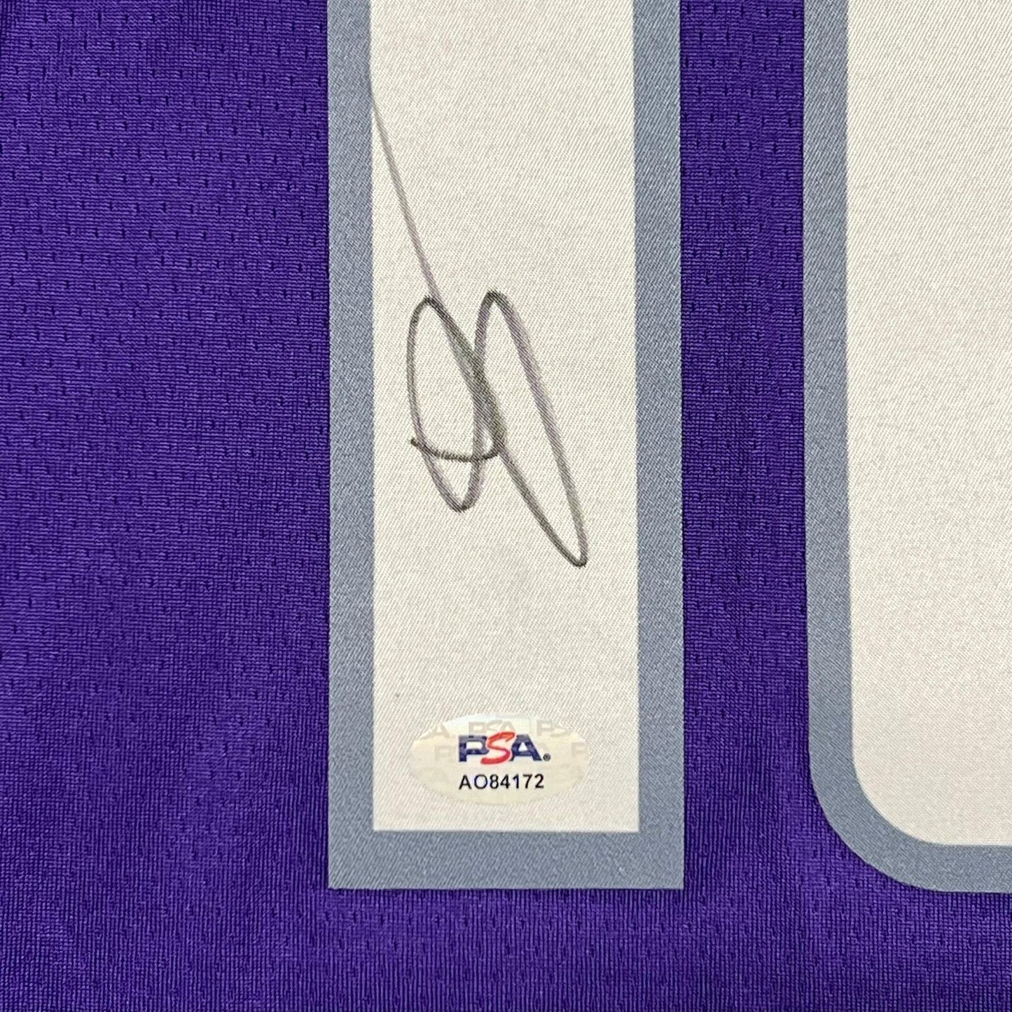 DeMar DeRozan signed jersey PSA/DNA Sacramento Kings Autographed