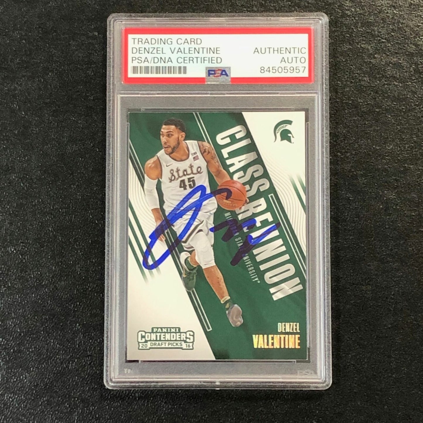 2016-17 Contenders Draft Picks Class Reunion #12 Denzel Valentine Signed Card AU