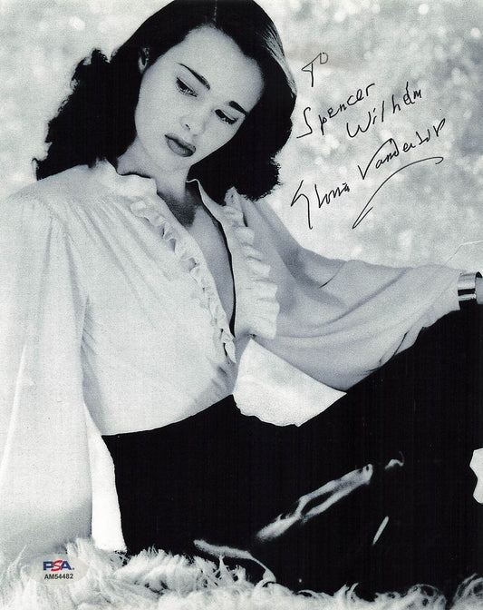 GLORIA VANDERBILT signed 8x10 photo PSA/DNA Autographed Artist