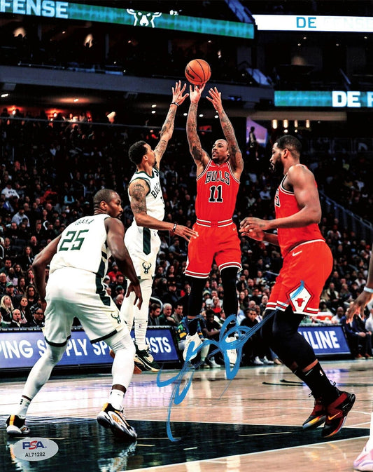 DEMAR DEROZAN signed 8x10 Photo PSA/DNA Chicago Bulls