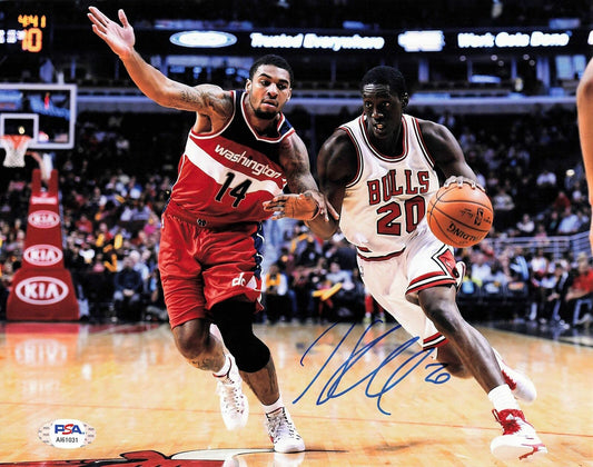 Tony Snell signed 8x10 photo PSA/DNA Chicago Bulls Autographed