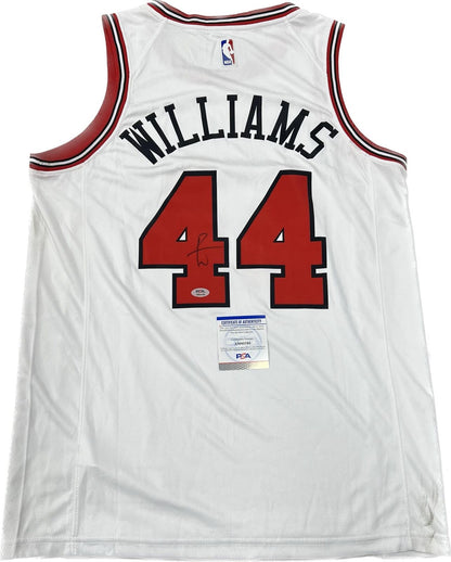 Patrick Williams signed jersey PSA/DNA Chicago Bulls Autographed