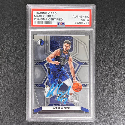 2020-21 Panini-Mosiac #192 Maxi Kleber Signed Card AUTO PSA/DNA Slabbed Maverick