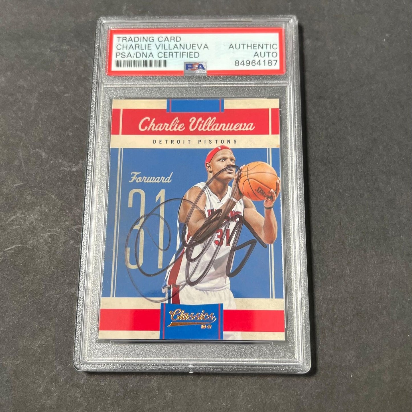 2010-11 Panini Classics #83 Charlie Villanueva Signed Card AUTO PSA/DNA Slabbed