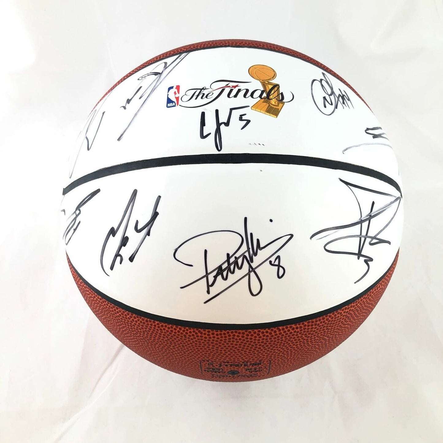 2013-14 Spurs Team Signed Basketball PSA/DNA Autographed Ball LOA