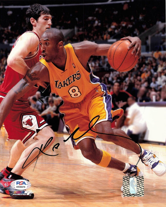 Kobe Bryant Signed 8x10 Photo PSA/DNA Autographed Los Angeles Lakers MAMBA