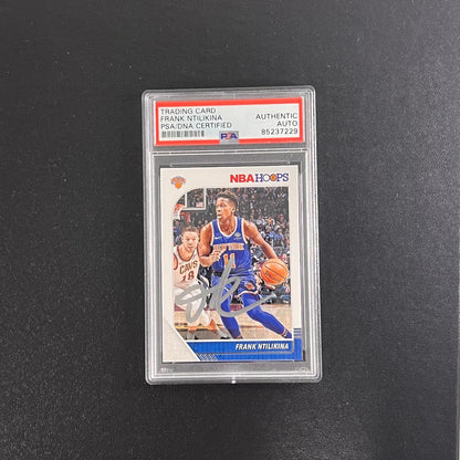 2019-20 Panini Hoops #125 Frank Ntilikina Signed Card AUTO PSA Slabbed Knicks