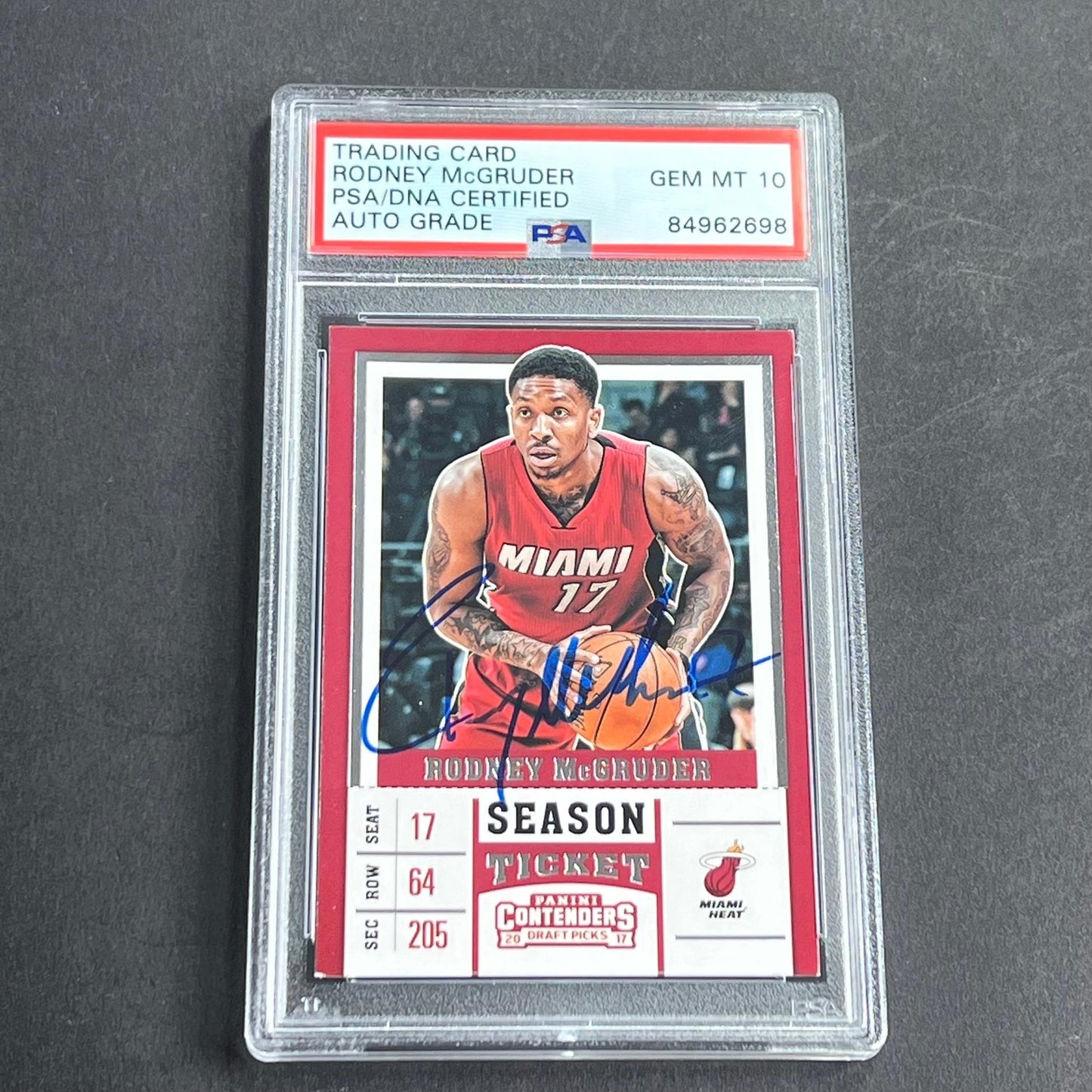 2017 Panini Contenders #42 Rodney McGruder Signed Card AUTO Grade 10 PSA Slabbed