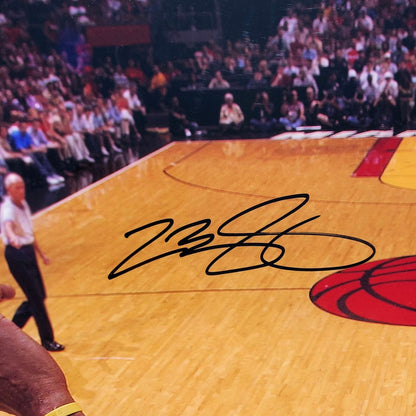 LeBron James Signed 16x20 Photo Upper Deck PSA/DNA Auto Grade 9 Framed