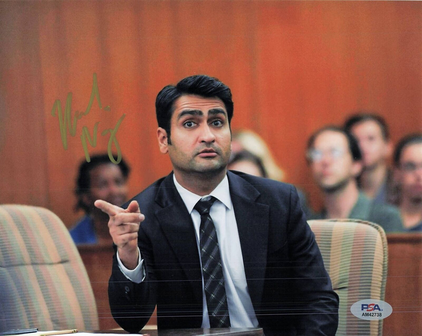 KUMAIL NANJIANI signed 8x10 photo PSA/DNA Autographed