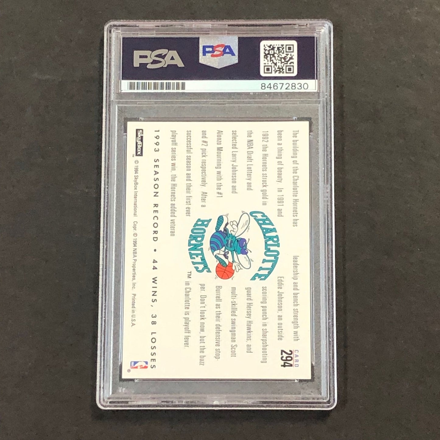 1994-95 Skybox Changing Faces #294 Hersey Hawkins Signed Card AUTO 10 PSA Slabbe