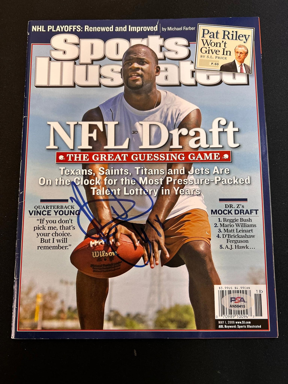 Vince Young signed Sports Illustrated Magazine PSA/DNA Texas Football