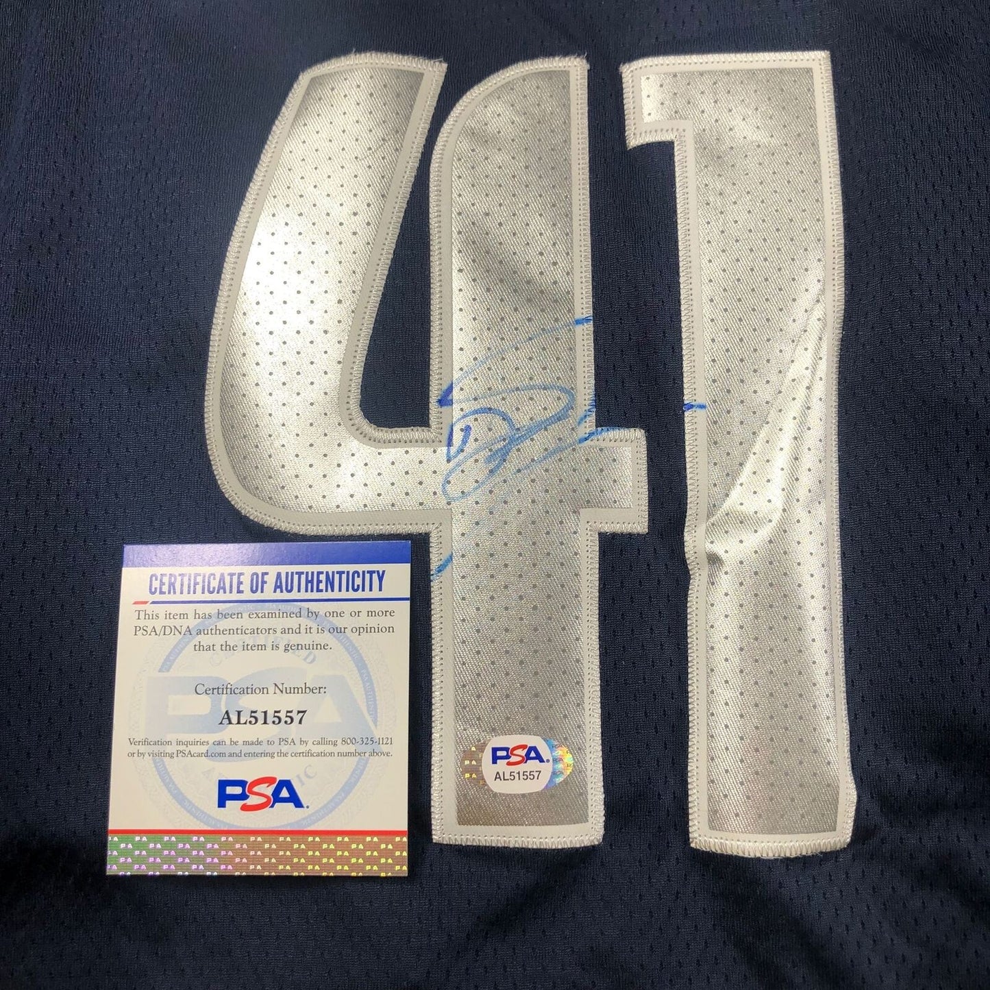 Dirk Nowitzki signed jersey PSA/DNA Dallas Mavericks Autographed