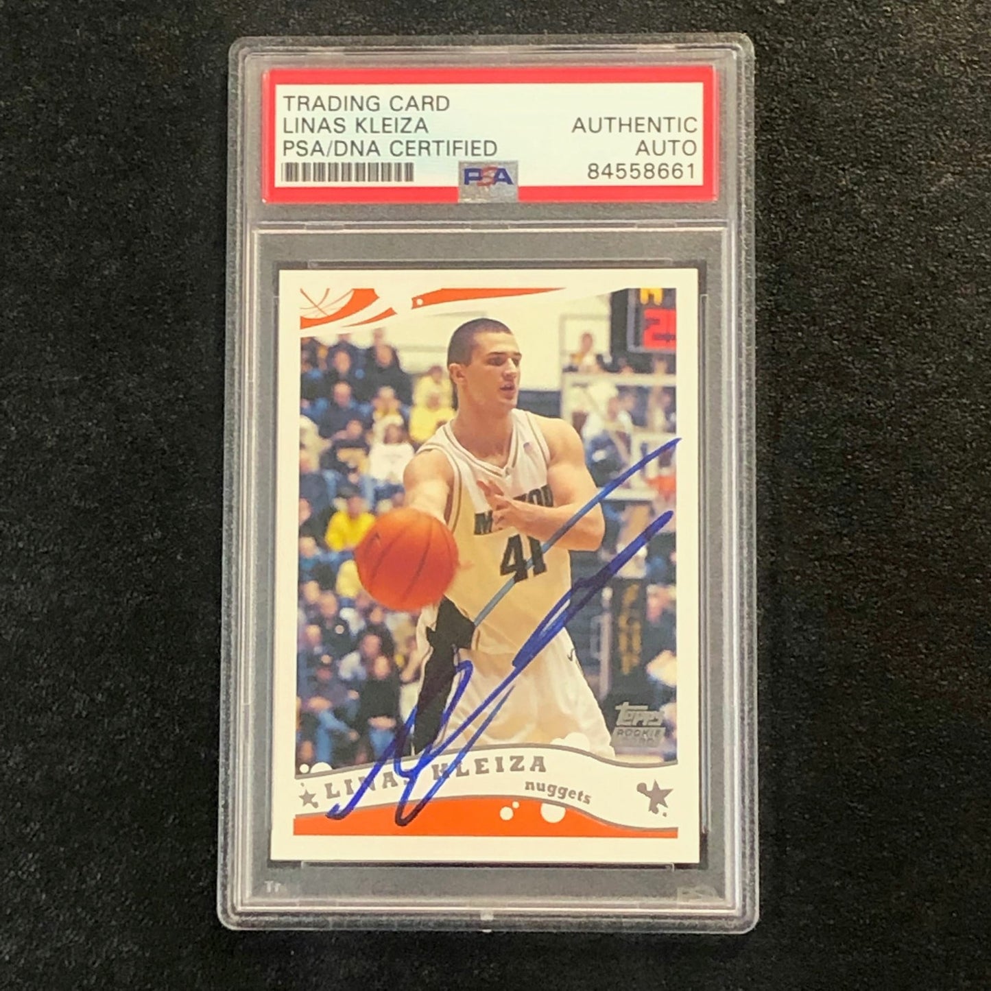 2005-06 Topps #247 Linas Kleiza signed Auto Card PSA/DNA Slabbed RC Nuggets