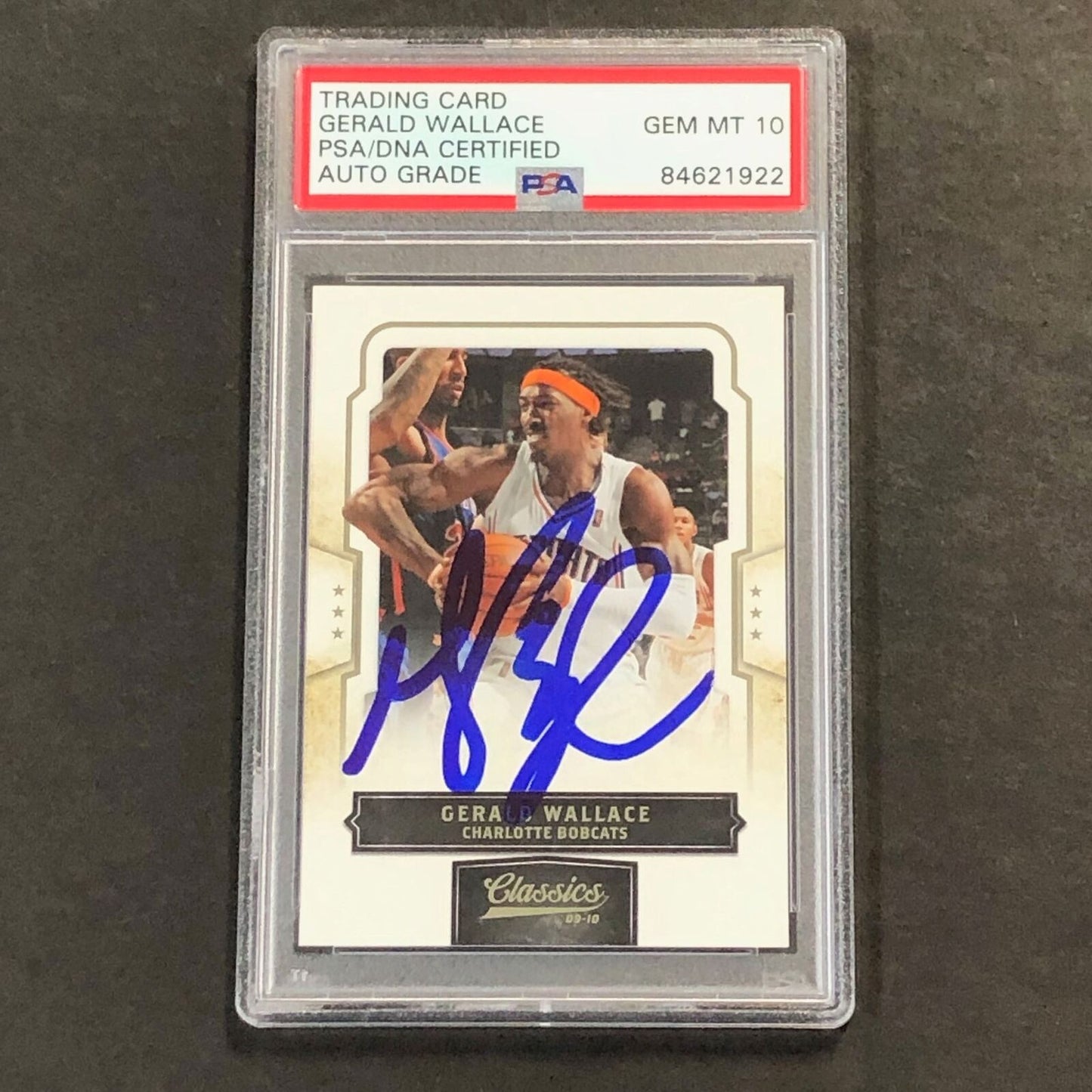 2009-10 Panini Classics #72 Gerald Wallace Signed Card AUTO 10 PSA Slabbed Bobca