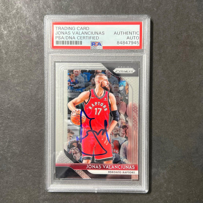 2018-19 Panini Prizm Black #93 Jonas Valanciunas Signed Card AUTO PSA Slabbed To