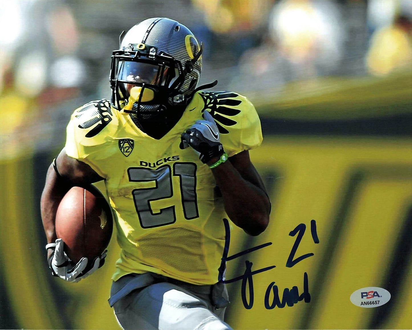 LaMICHAEL JAMES signed 8x10 photo PSA/DNA Oregon Ducks Autographed