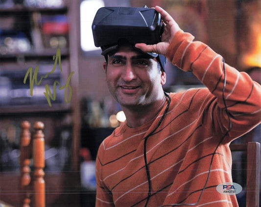 KUMAIL NANJIANI signed 8x10 photo PSA/DNA Autographed