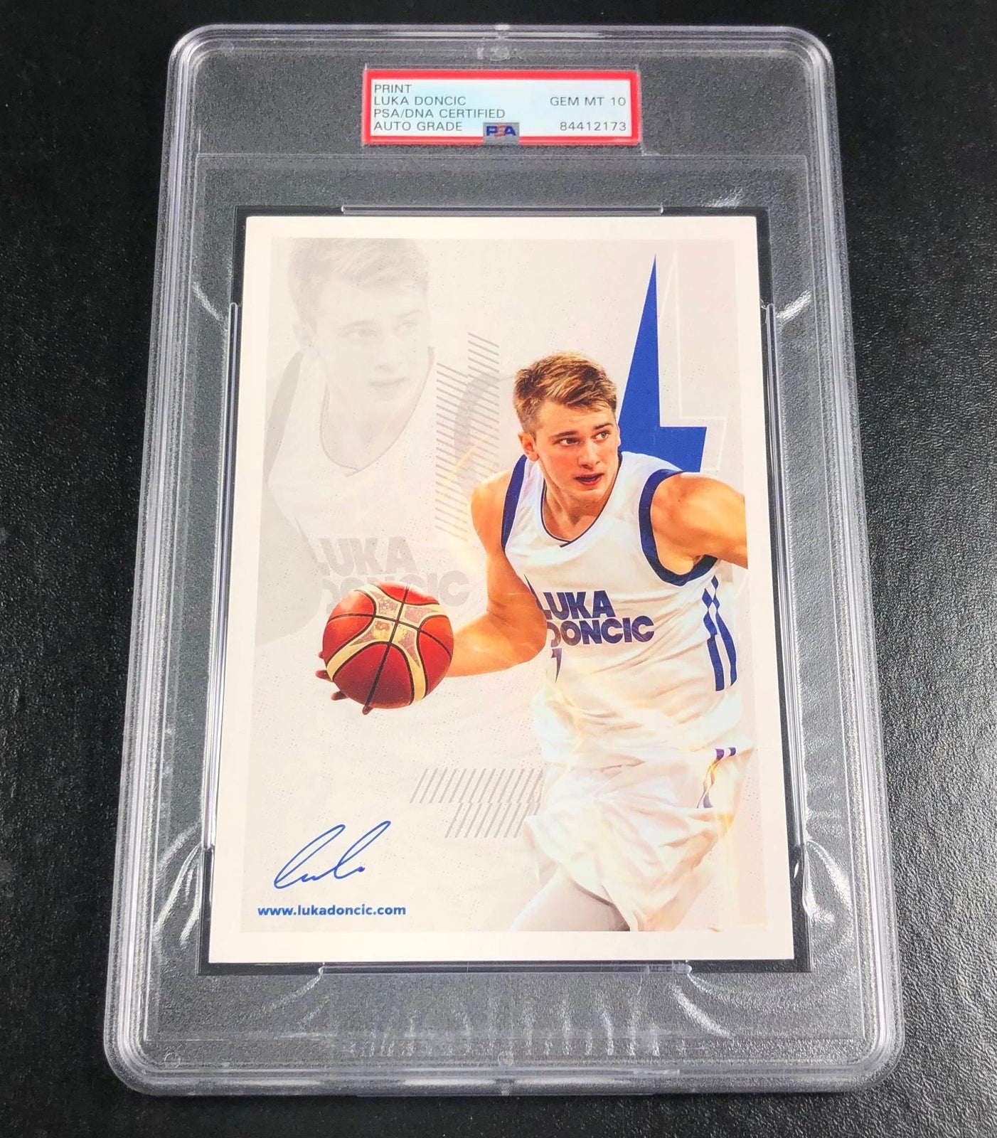 Luka Doncic Signed Photo PSA Encapsulated Auto 10 Gem Mint Mavericks