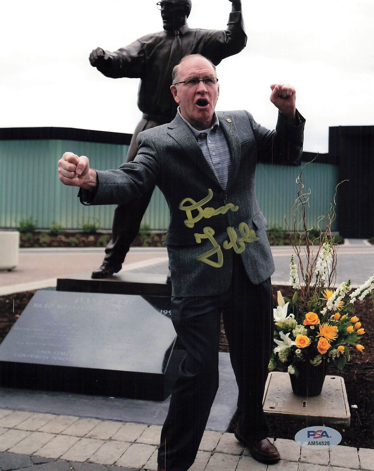 DAN GABLE signed 8x10 photo PSA/DNA Autographed