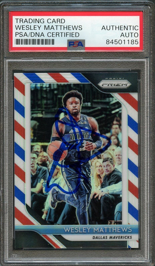 2018-19 Prizm Red White & Blue #290 Wesley Matthews Signed Card AUTO PSA Slabbed