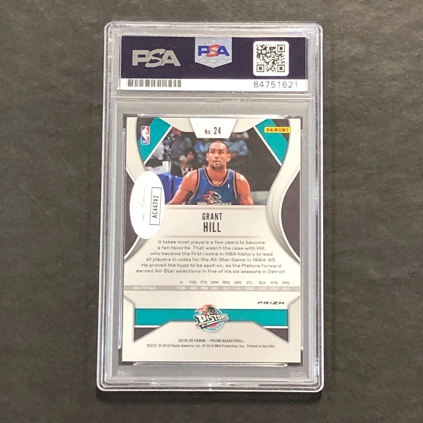 2019-20 Panini Prizm #24 Grant Hill Auto Signed Card PSA Slabbed Pistons