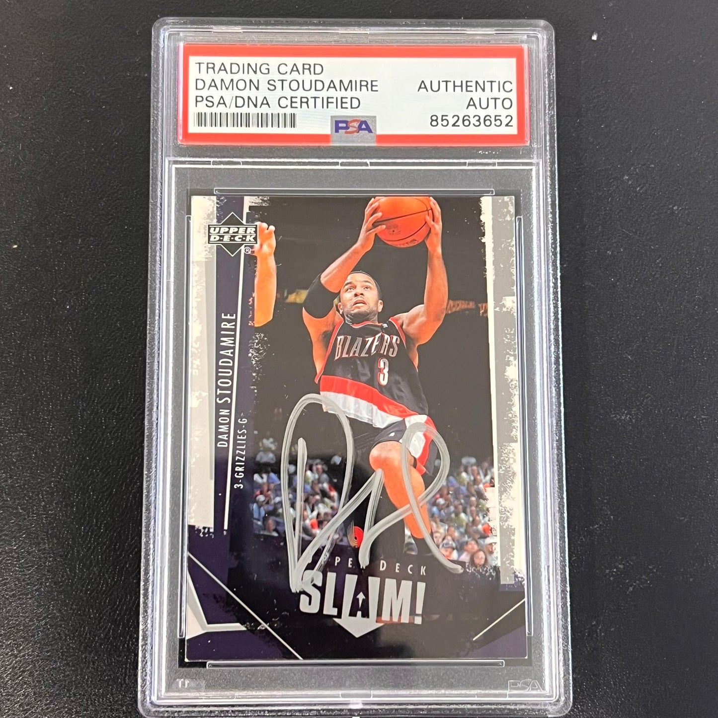 2005-06 Upper Deck Slam! #70 DAMON STOUDAMIRE Signed Card AUTO PSA Slabbed Grizz