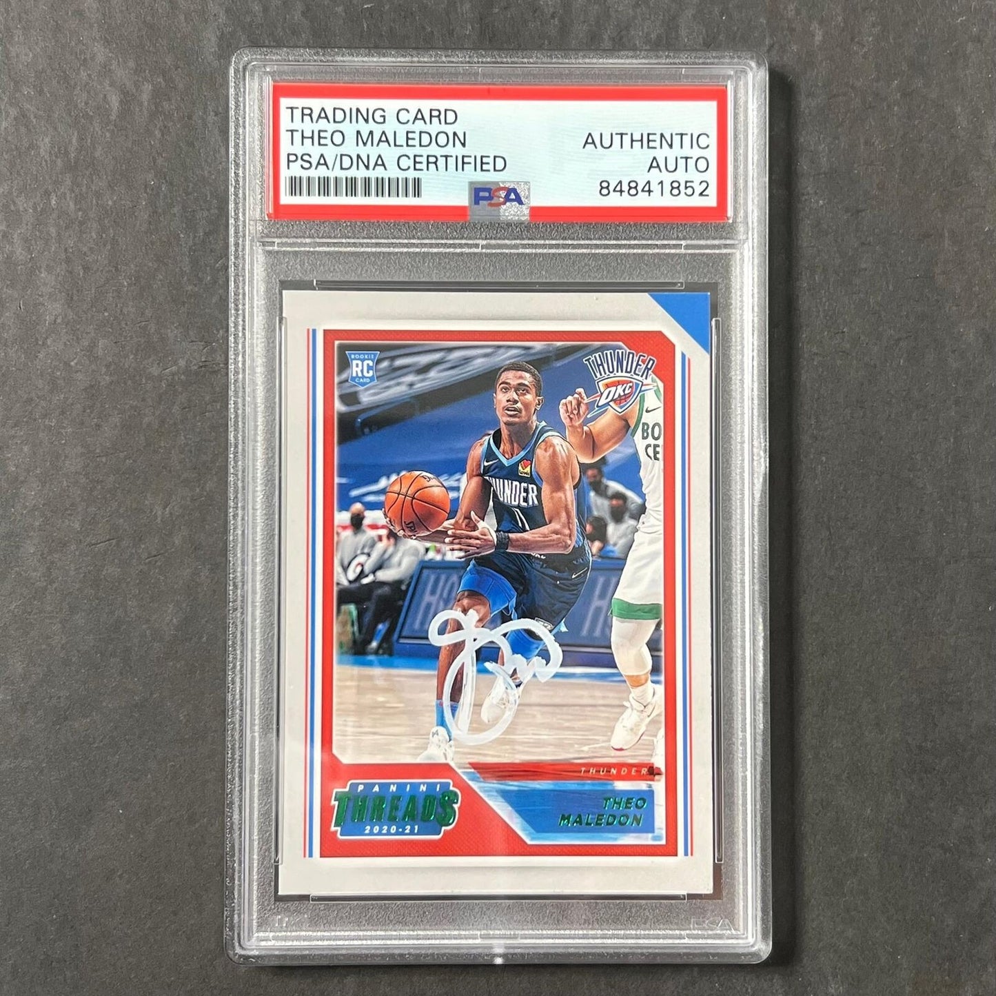2020-21 Panini Chronicles Threads #99 Theo Maledon Signed Card AUTO PSA/DNA Slab