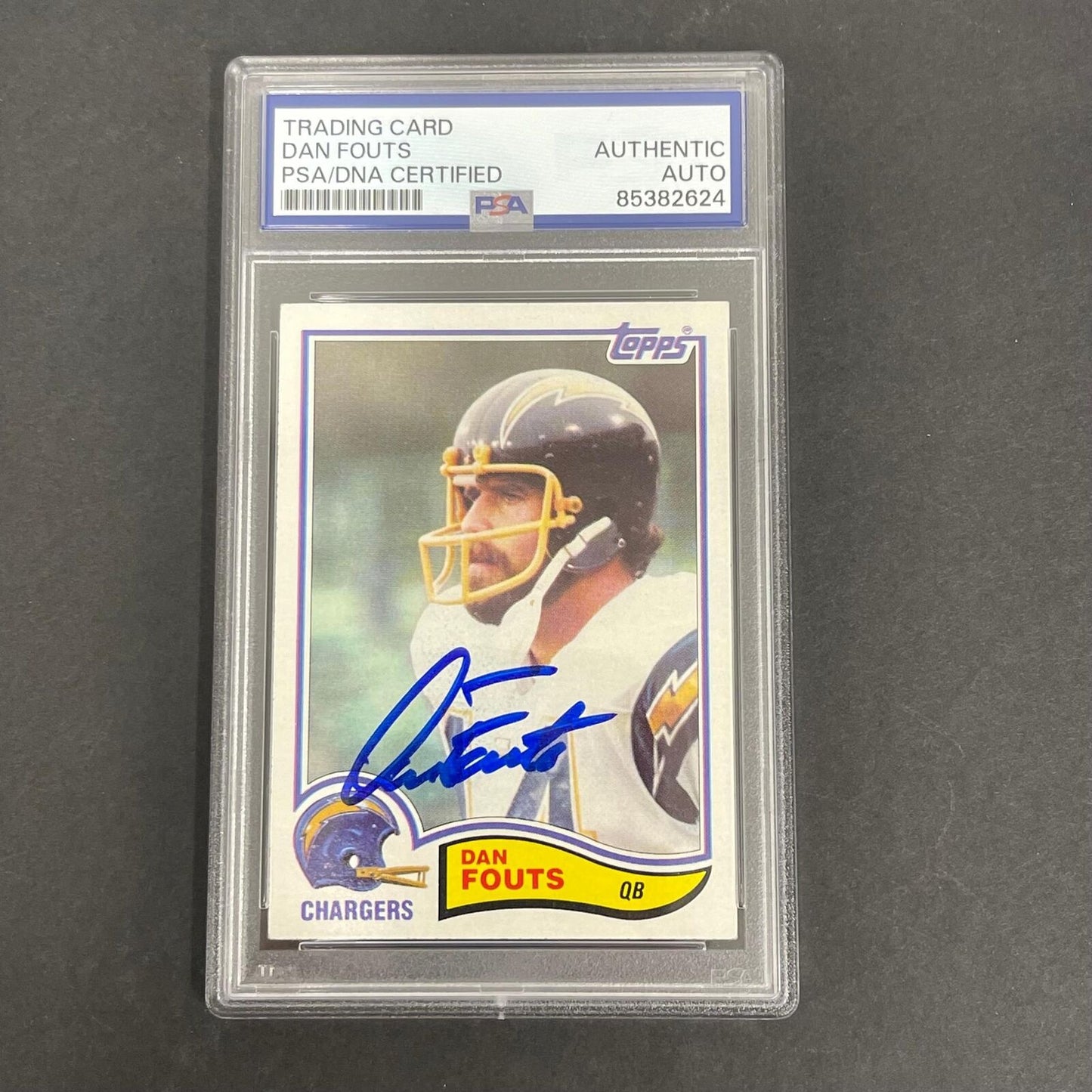 1982 Topps #230 Dan Fouts Signed Card AUTO 10 PSA Slabbed Chargers