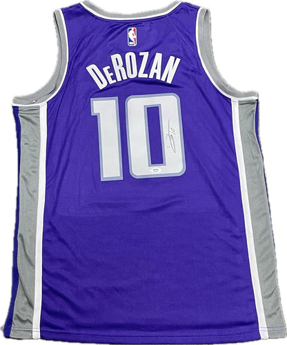 DeMar DeRozan signed jersey PSA/DNA Sacramento Kings Autographed