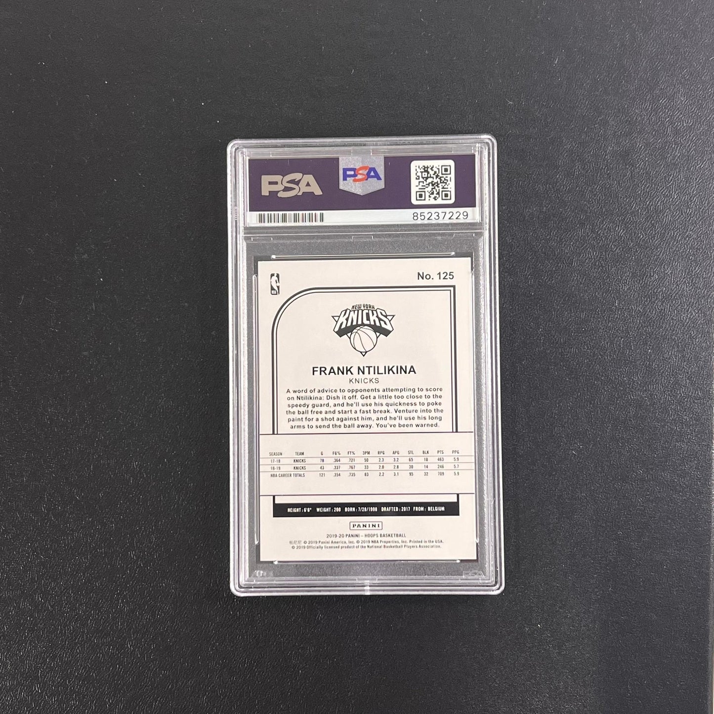 2019-20 Panini Hoops #125 Frank Ntilikina Signed Card AUTO PSA Slabbed Knicks