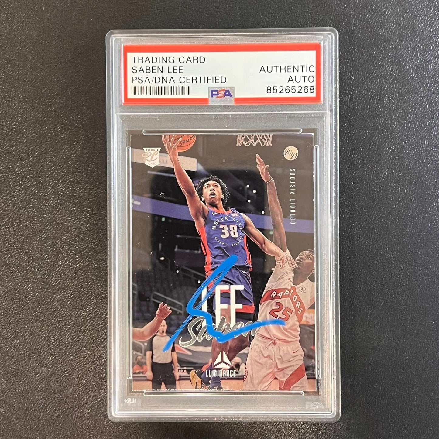 2020-21 Panini Chronicles Luminance #164 Saben Lee Signed Card AUTO PSA Slabbed