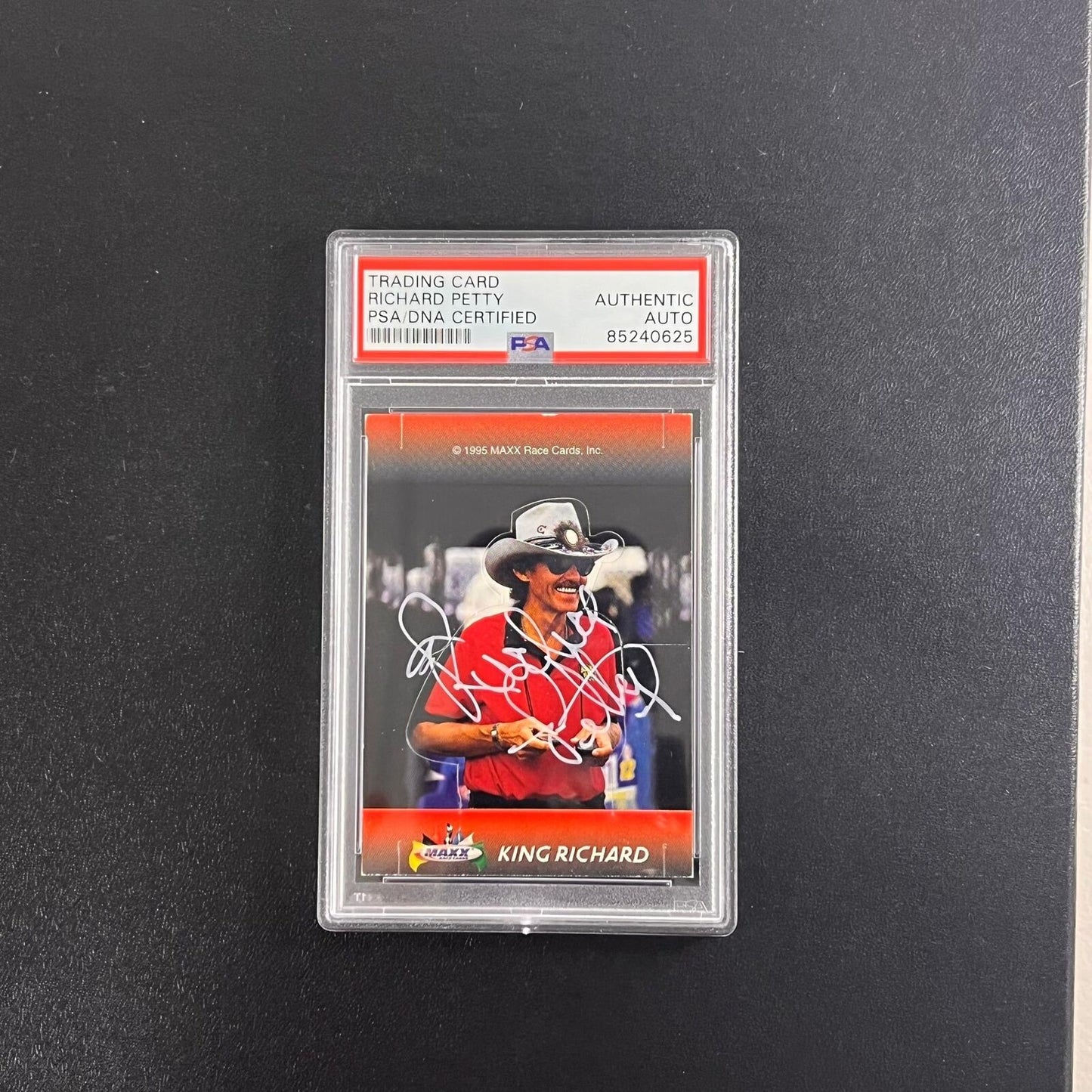 1993 MAXX Memorable Moment #6 Richard Petty Signed Card AUTO PSA Slabbed Nascar