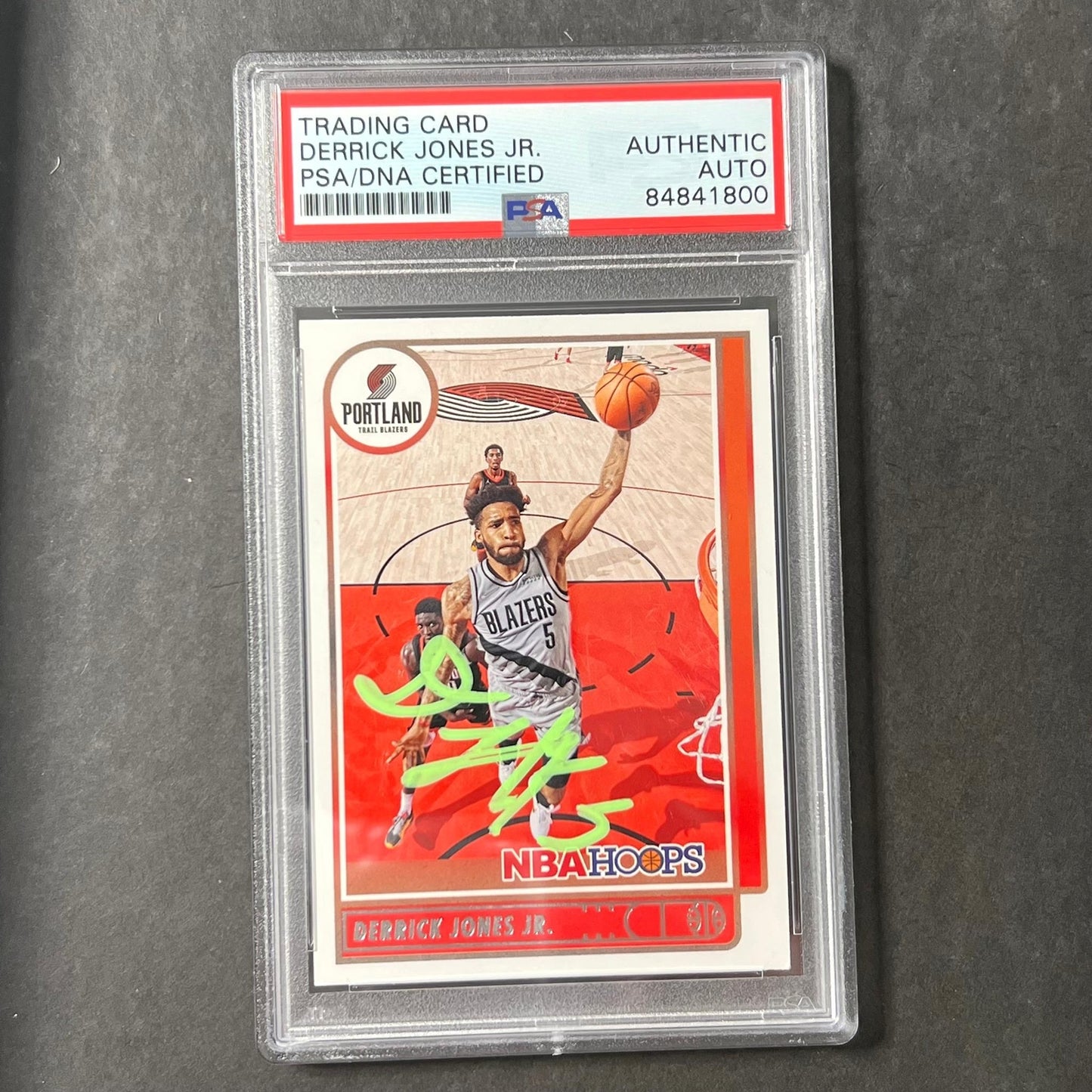 2021-22 Panini Hoops #131 Derrick Jones Jr. Signed Card AUTO PSA/DNA Blazers