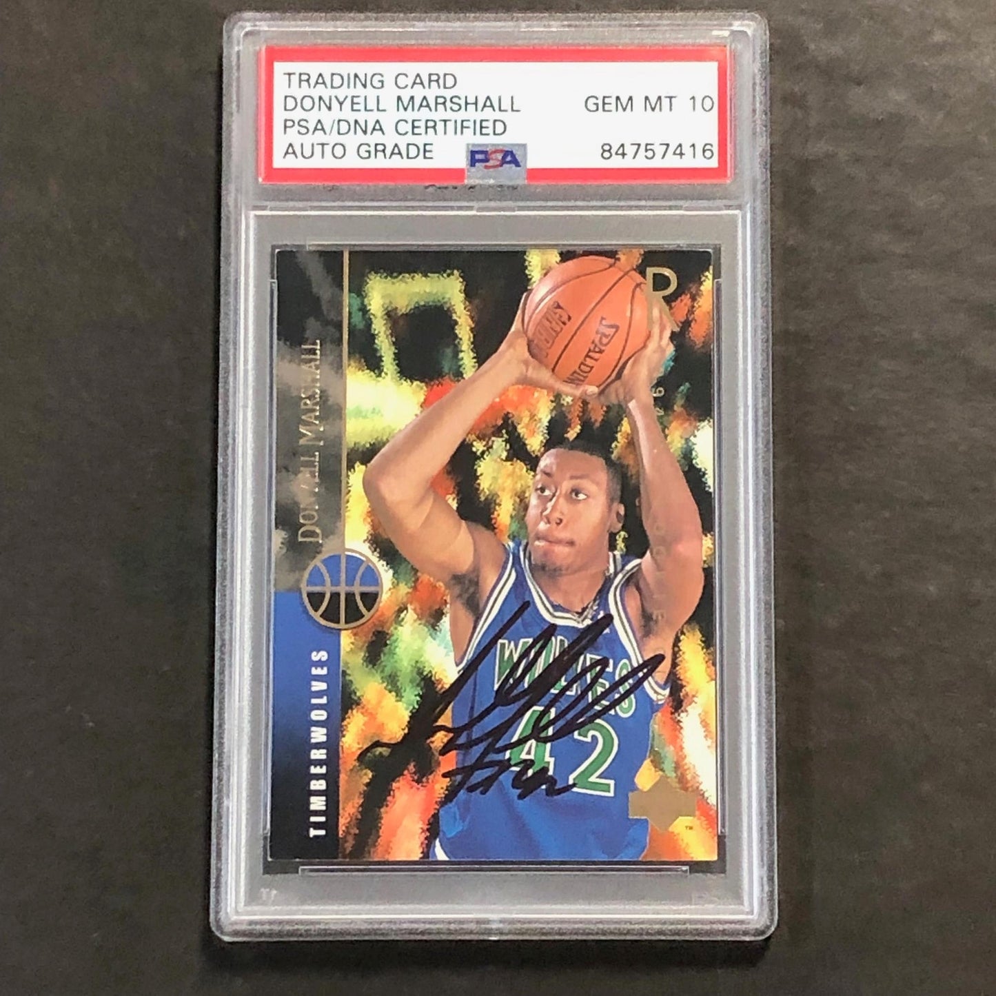 1994 UpperDeck #63 Donyell Marshall Signed Card AUTO PSA/DNA Slabbed Timberwolve