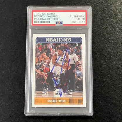 2017-18 NBA Hoops #84 Derrick Favors Signed Card AUTO PSA Slabbed Jazz