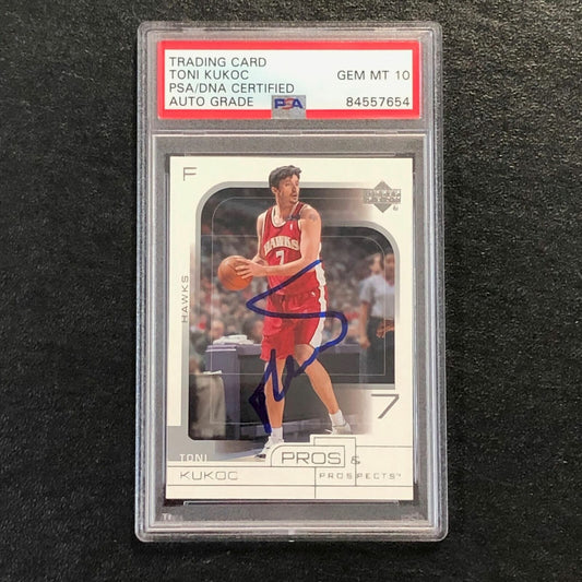 2001-02 UPPER DECK PROS AND PROSPECTS #2 Toni Kukoc Signed Card AUTO 10 PSA Slab