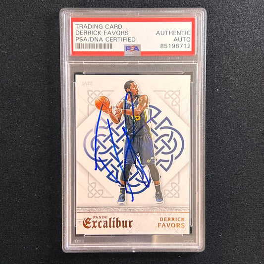 2015-16 Panini Excalibur #33 Derrick Favors Signed Card AUTO PSA Slabbed Jazz