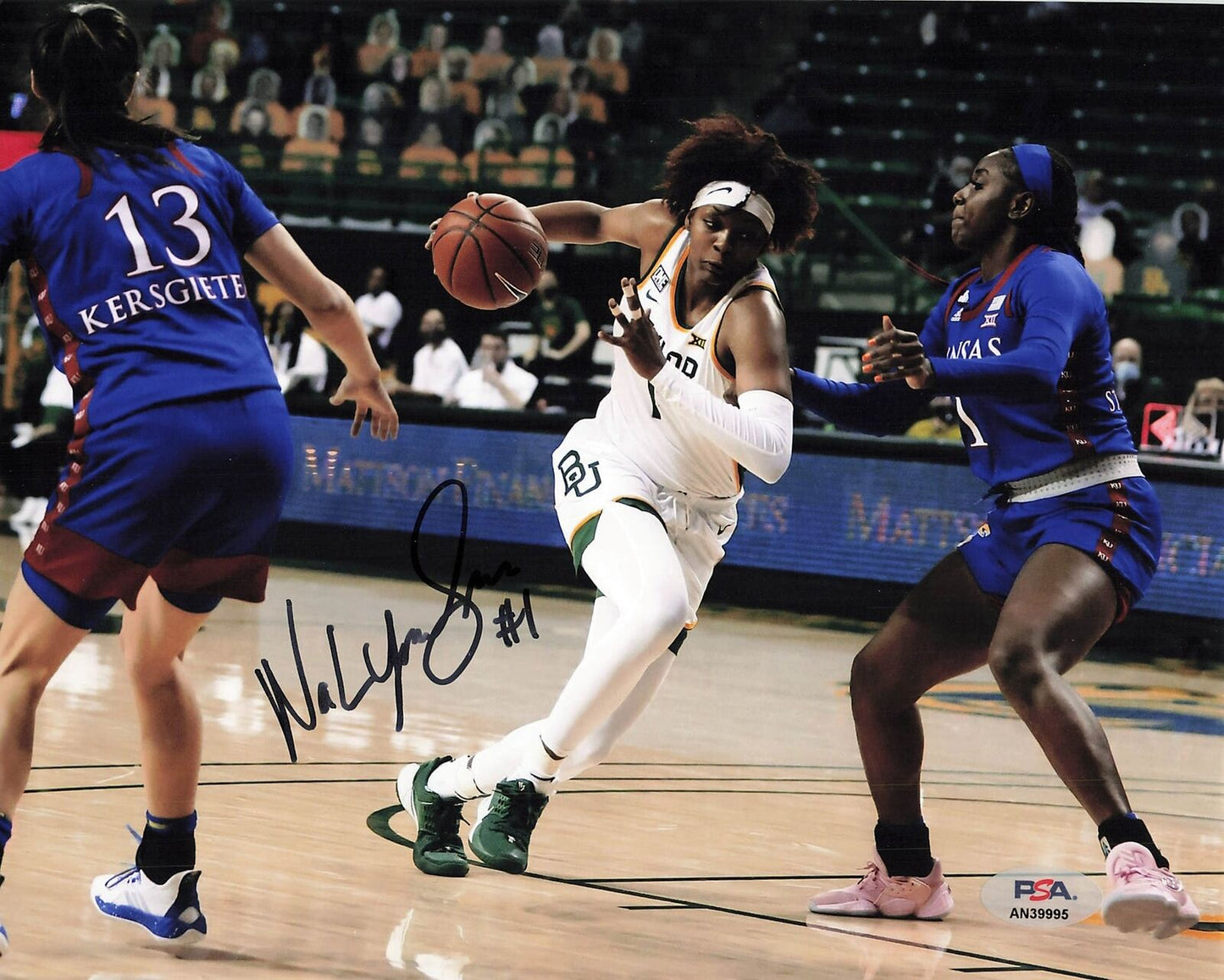 NALYSSA SMITH signed 8x10 photo PSA/DNA Baylor Autographed