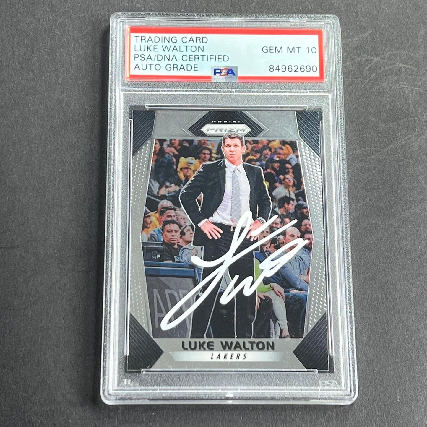 2017-18 Panini Prizim #290 Luke Walton Signed Card PSA AUTO Grade 10 Slabbed Lak